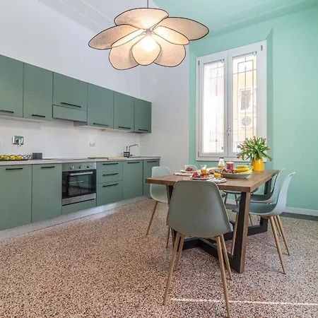 Spacious 7-guest In *