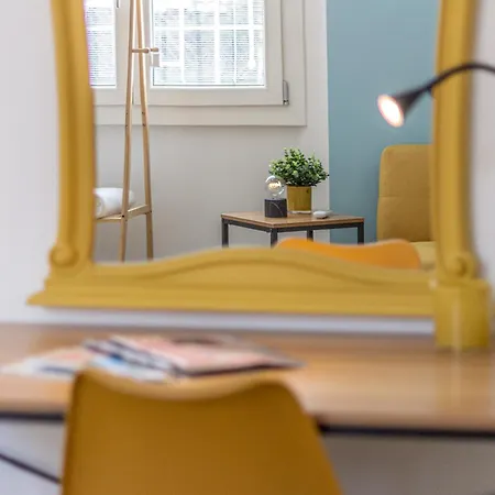 Spacious 7-guest In Apartment